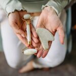 How to Use a Gua Sha: The Secret to a Sculpted Face
